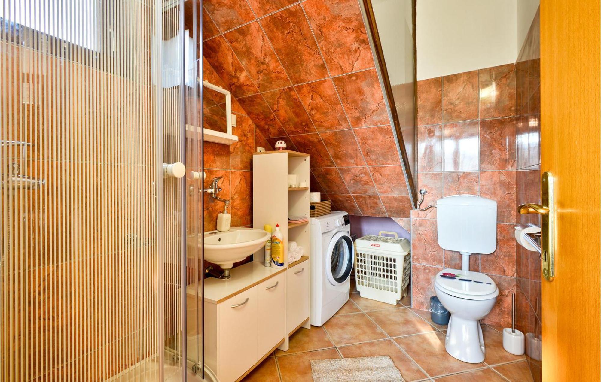 2 Bedroom Gorgeous Home In Gornje Stative Exterior foto